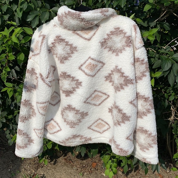 🆕thread&supply tribal pink white 1/4zip sherpa - Picture 17 of 17